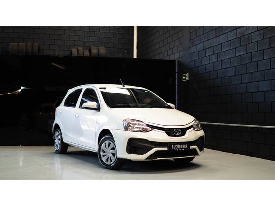 TOYOTA ETIOS 1.3 X 16V FLEX 4P MANUAL TOYOTA ETIOS 1.3 X 16V FLEX 4P MANUAL